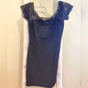 Short Black Dress. Lace Short Sleeves. Size Medium.